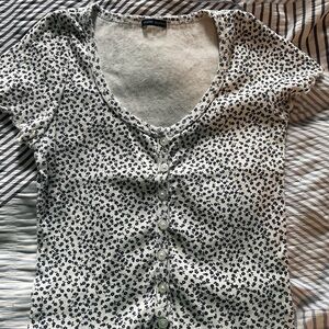 Brandy Melville floral Black and White Button-Up Top